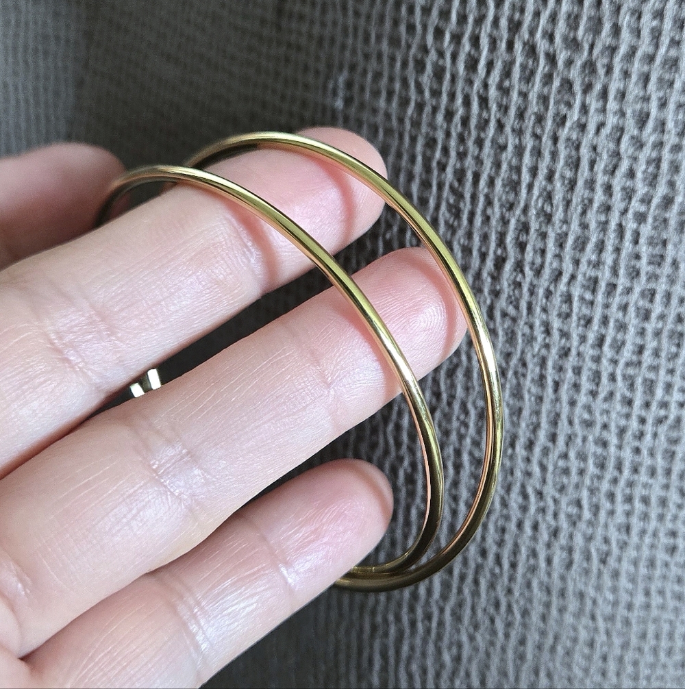Michael Kors Gold💛 "Cityscape"🏙 Large Hoop Earrings - Picture 5 of 14